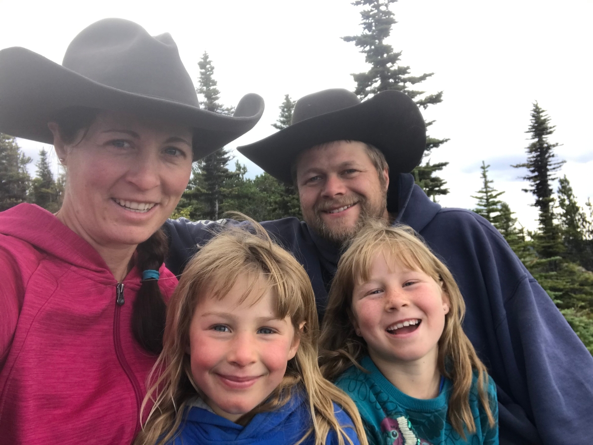 Dominique and Benjamin with their daughters